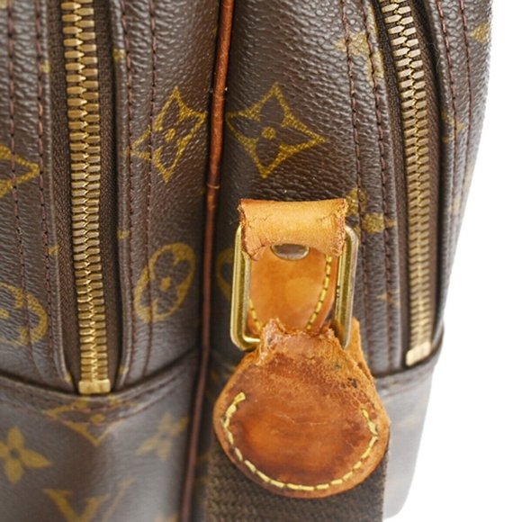 Authentic LOUIS VUITTON Reporter GM Crossbody Shoulder Bag Monogram Leather - Picture 10 of 16